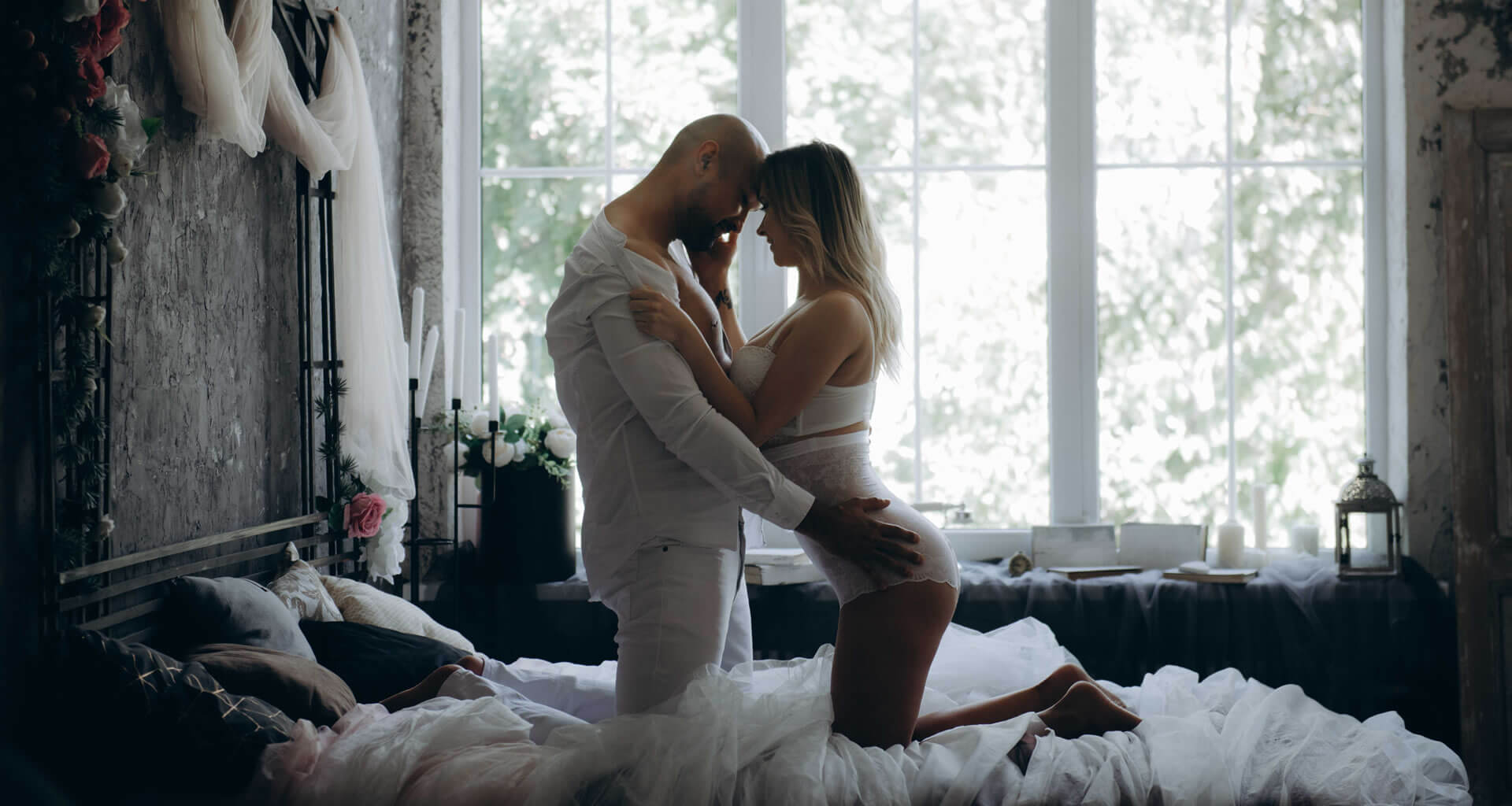 couple-making-love